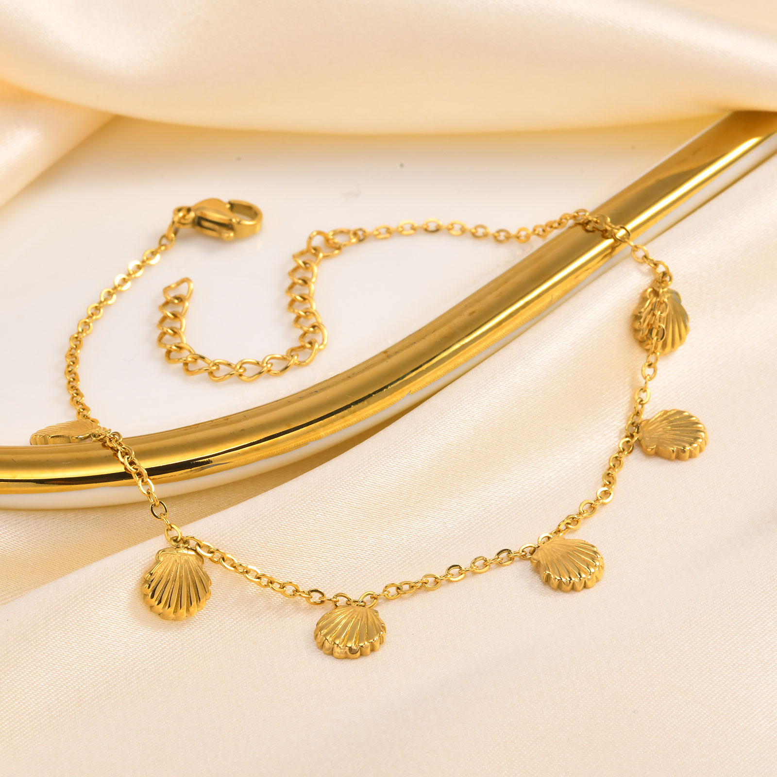 سلسلة متقاطعة مسطحة من الفولاذ - مراجعة Jc Jewelry & Watches Photos وسعره